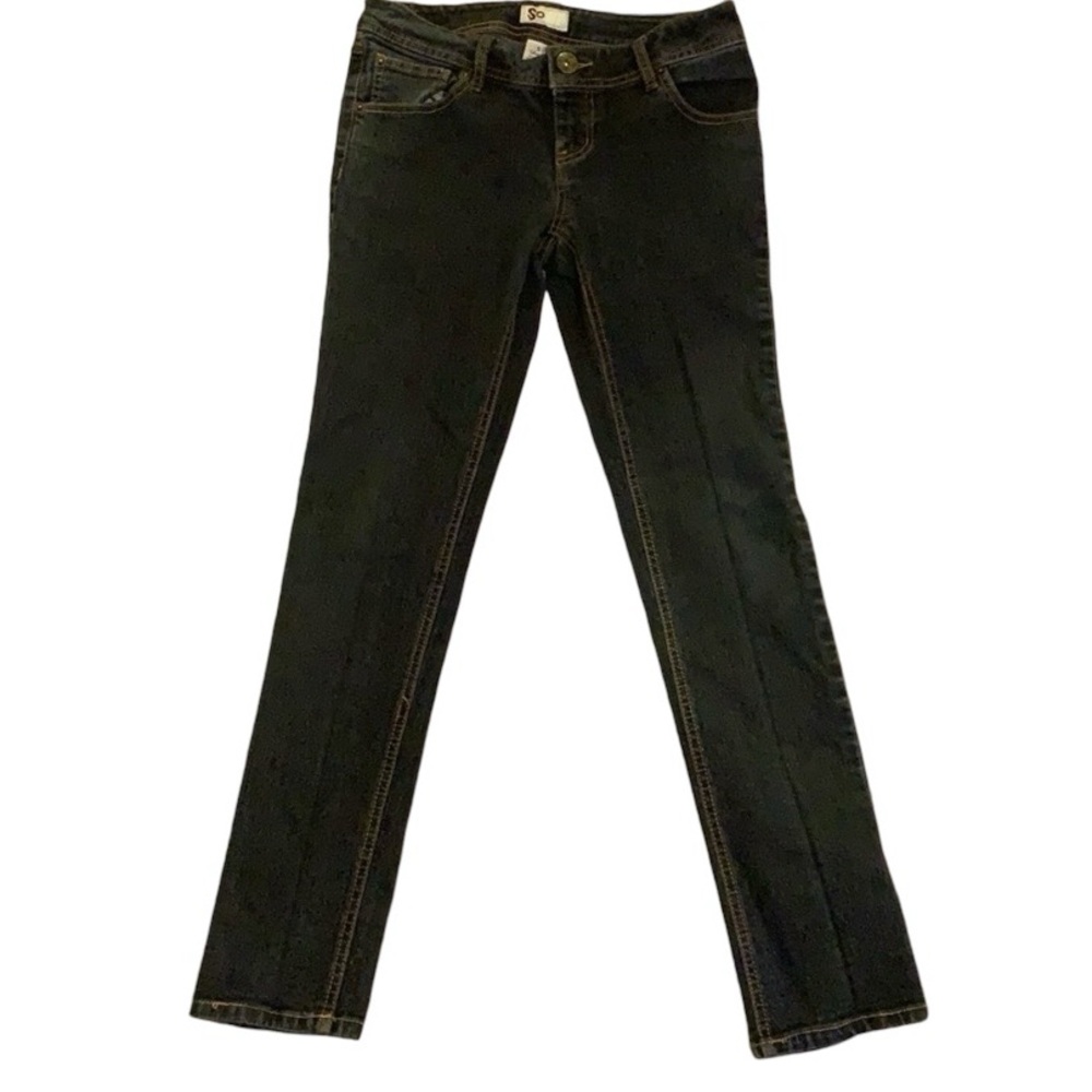 SO Dark Wash Low Rise Skinny Jeans Junior’s Size 5 SHORT